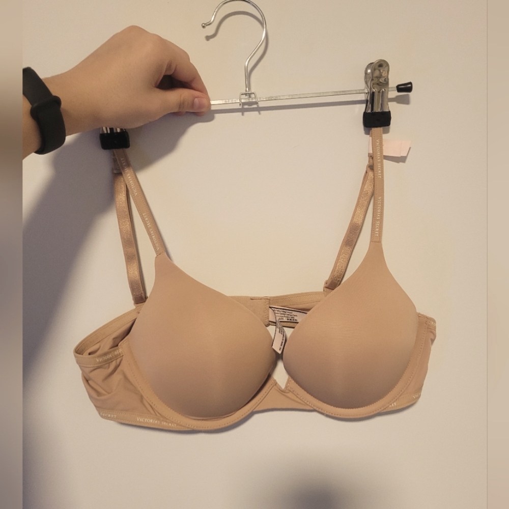 Victoria's Secret T-Shirt Push-Up Plunge Bra 34A - Tan - New